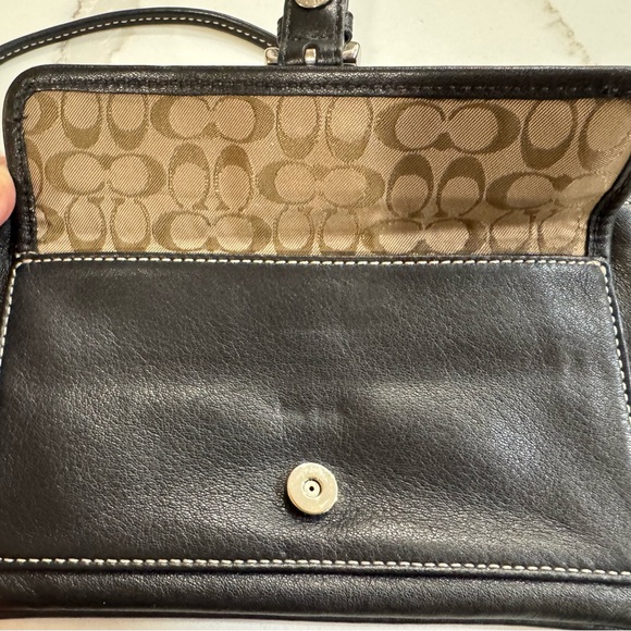 Pair of Coach Wristlets. One Brown Suede, one Black Leather. Two for 1 price! - Picture 4 of 10